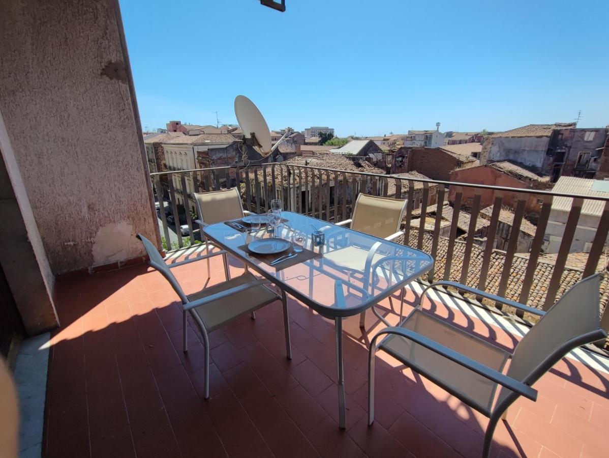 La Casa Sui Tetti Apartment คาตาเนีย ภายนอก รูปภาพ